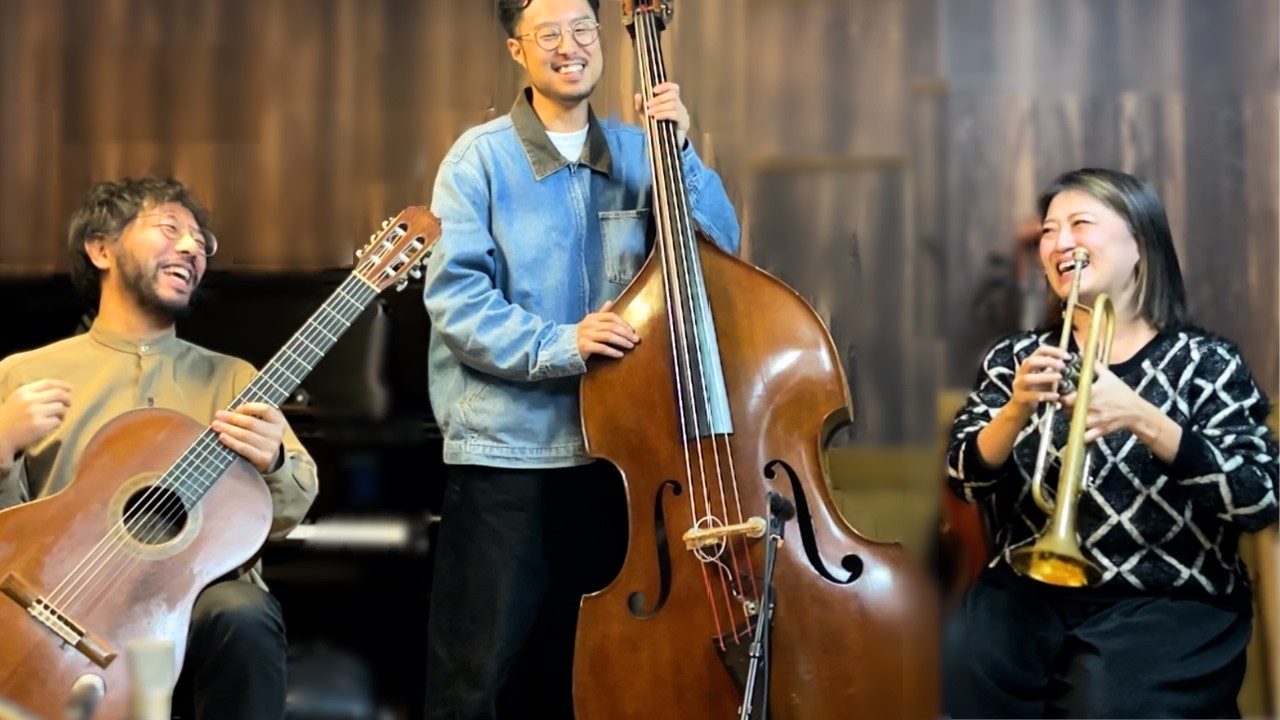 Straight No Chaser - Trio Session