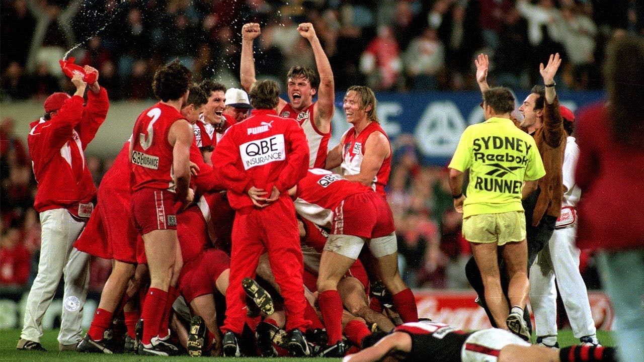 Plugger's point after the siren | Swans v Bombers, 1996 PF | AAMI Classic Last Two Mins | AFL