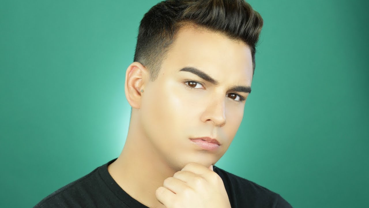 MAQUILLAJE NATURAL PARA HOMBRES
