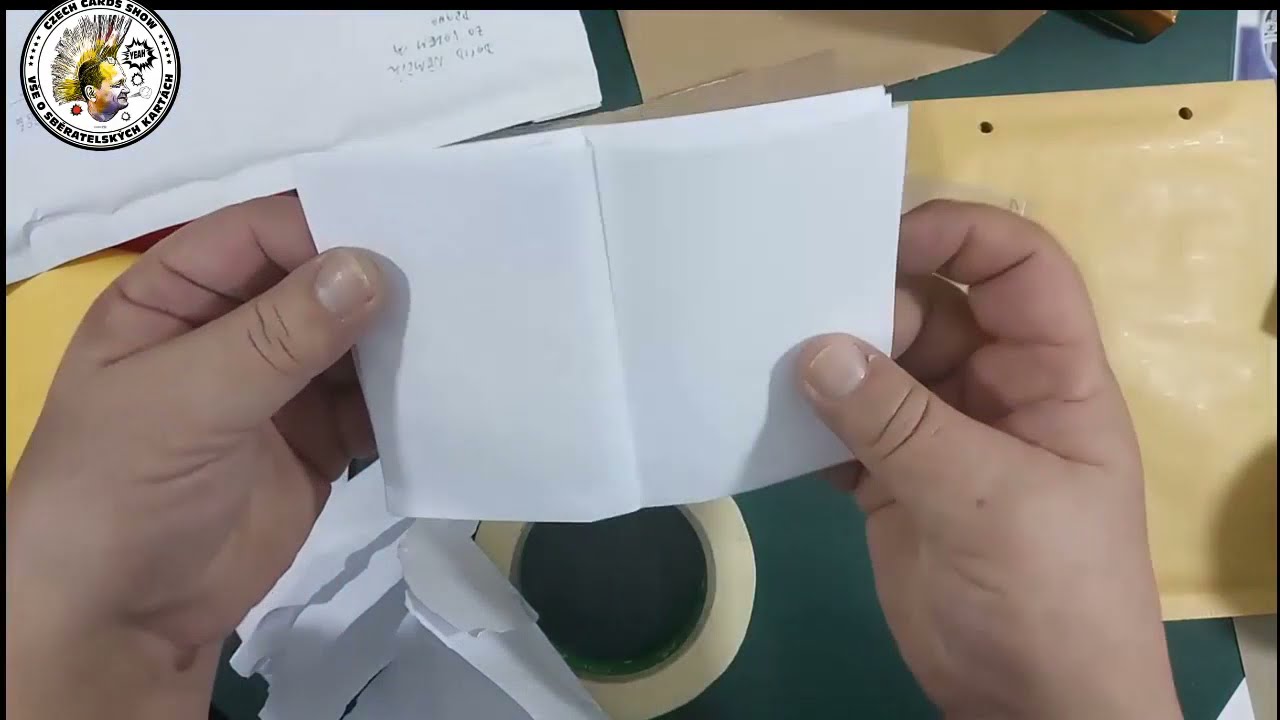 Jak zabalit a poslat karty, bezpečně a levně.