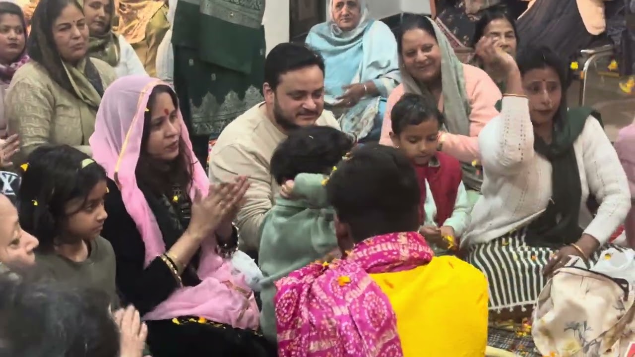 Kirtan family Volga  