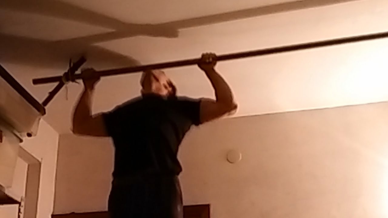 800 PULLUPS (41 SETS) [12/11/16]