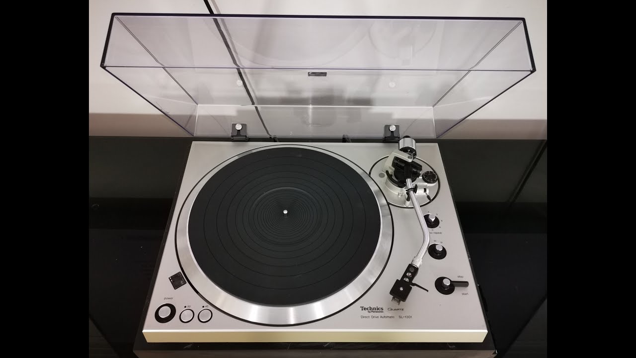 Technics SL-1301 Quartz-Locked Direct-Drive Automatic Turntable (1978)