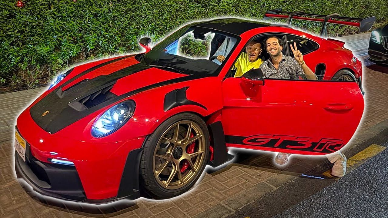 قابلنا مستر ميشيل احد بالgt3 rs الجديده