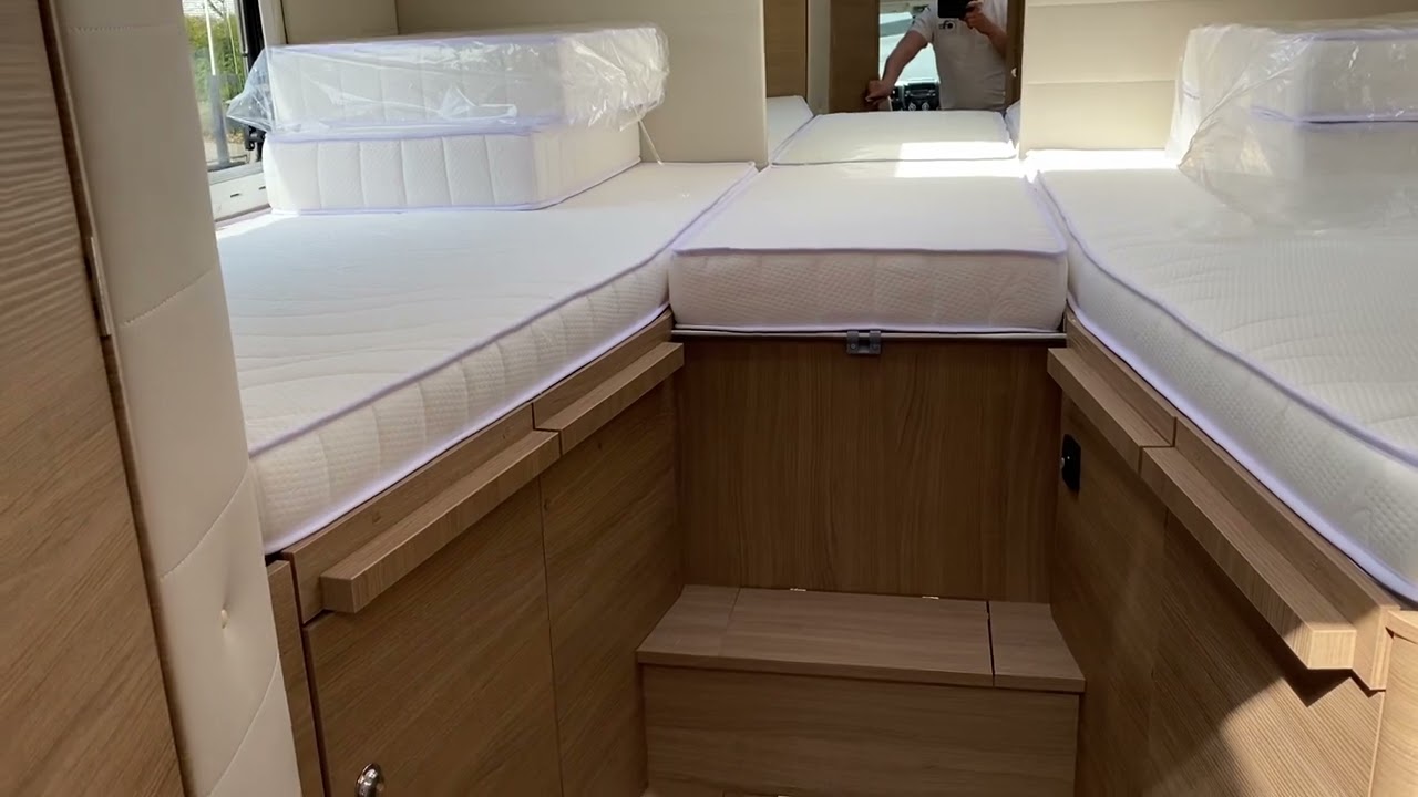 Elnagh T-loft 530 www.vanerpcampers.Nl