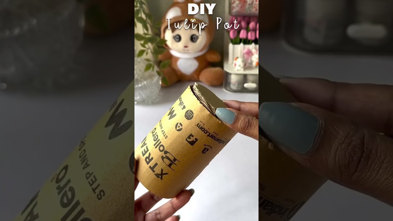 DIY tulip using plastic spoon 🥄 #shorts #diy #plasticspoon #craft #decoration #ideas #vlog #youtube