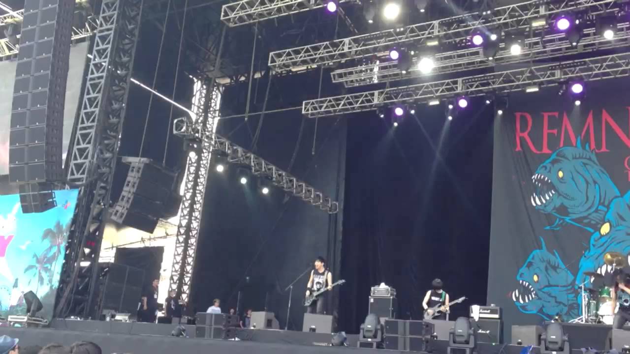 Remnants of the Fallen - Intro & God Idolatry (Live HQ at 2013 Ansan Valley Rock Festival)