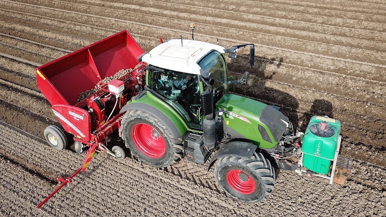 Fendt 313 S4 | Grimme GL 420 | Potatoes planting 2021 in Italy