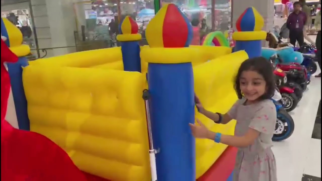 SHOPPING AT BACHA PARTY #EMPORIUM MALL #BACHAPARTY #SHOPPING #entertainment #FOOD #OUTING #FUN