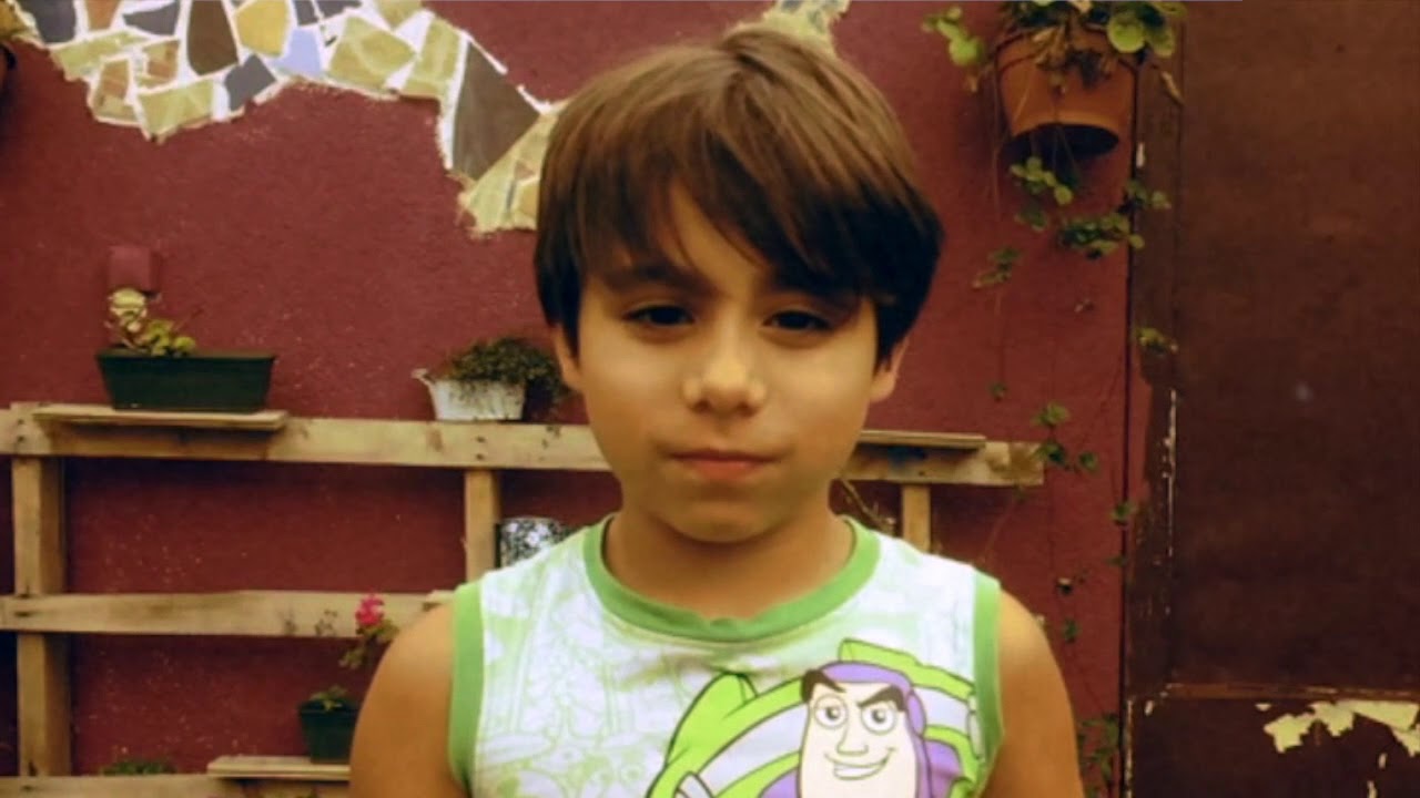 Alejandro Soto Lacoste - Lo que quiero ( Video oficial) Super8 app (iphone)