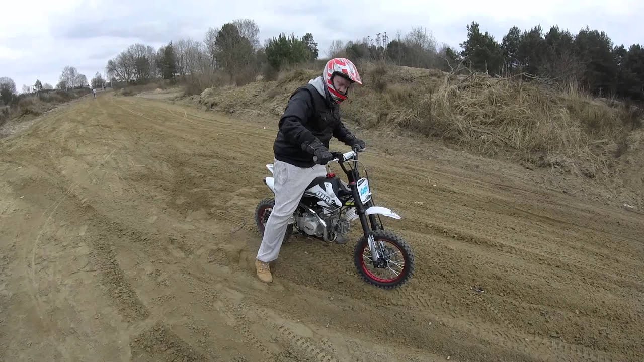 PitBike MRF 140 HQ - playing around