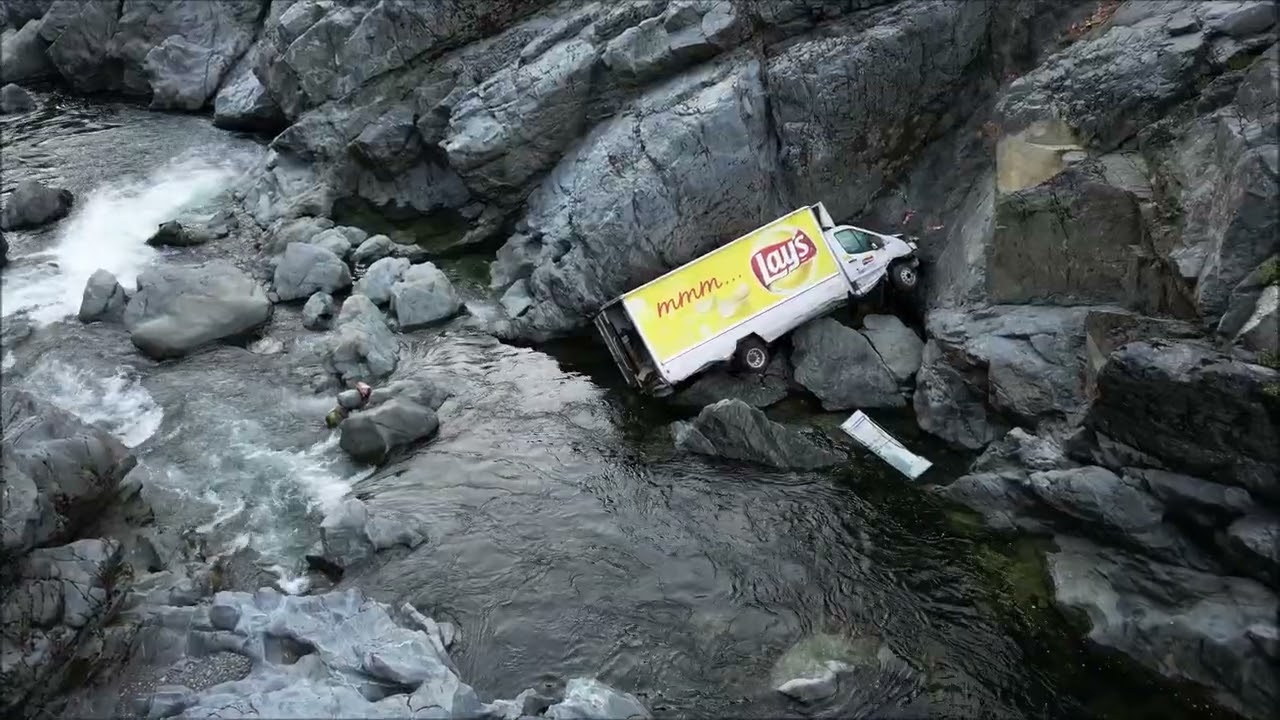 Wreck into the Smith River Middle Fork Gorge Aug 26th 2025 the driver is ok!