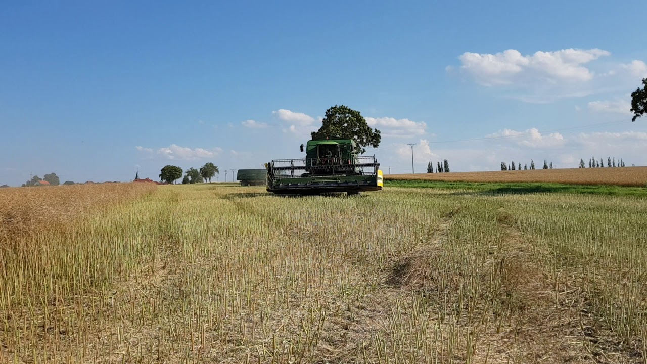 John Deere 2264