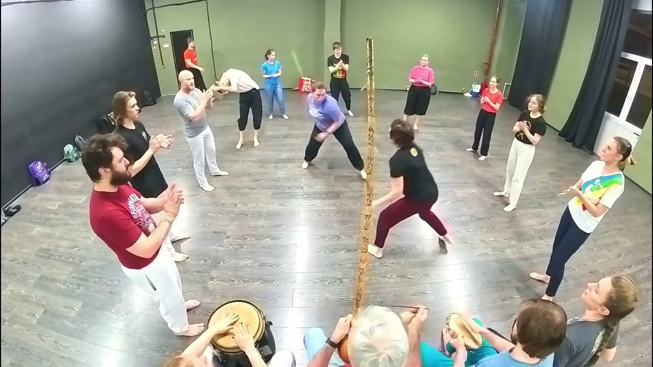 Шахматы и парабенс после тренировки. 22.01.2026. Russian center for capoeira