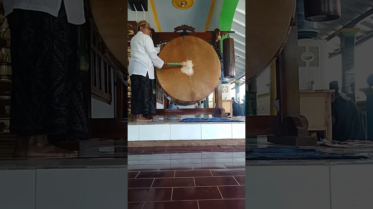 UNIK, TABUHAN BEDUG BESAR MENJELANG SHOLAT JUM'AT || Masjid Al Ishlah, Jrebeng Kulon, Probolinggo