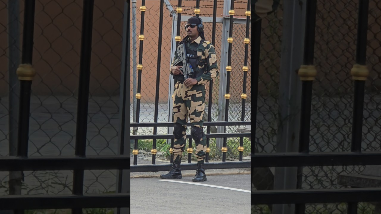 BSF 🇮🇳Commando ☠️ First line🗡 of defence #bsf #Commando #army #shorts