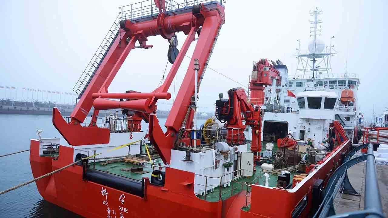 China's research vessel 'Kexue' completes scientific expedition