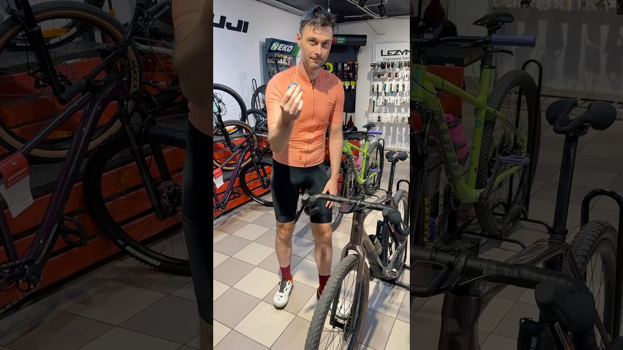 How to adjust the brake lever Sram eTap AXS #sram #bikemechanic #bicicleta #ciclista #cycling #bike