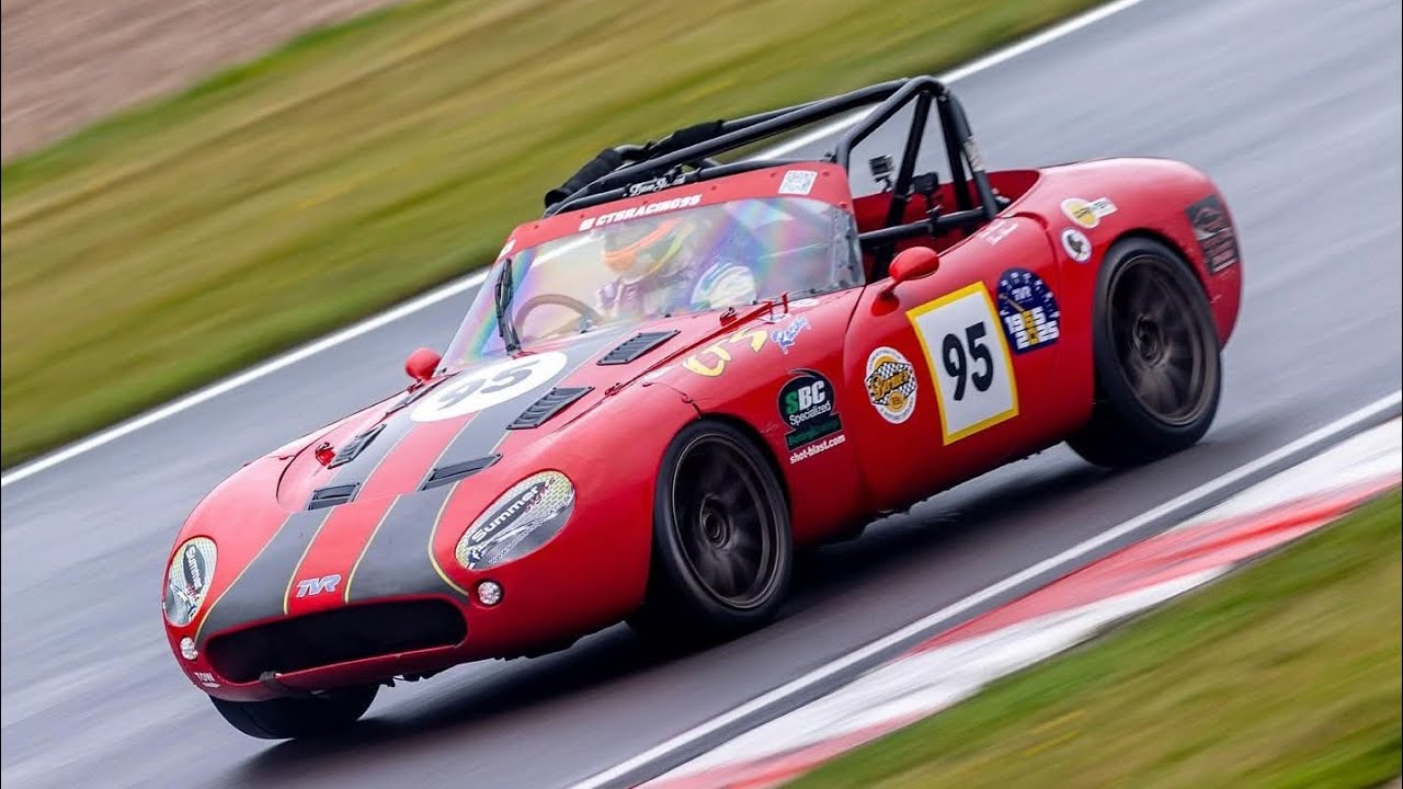 Bernie's V8s Donington Park GP - 20 July 2025. Dave Stewart's TVR Griffith recovery drive! Full race