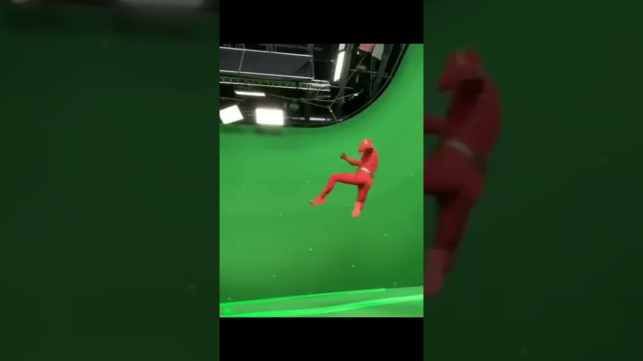 The Flash S8 Behind The Scene vs The Real Scene #shorts #flash