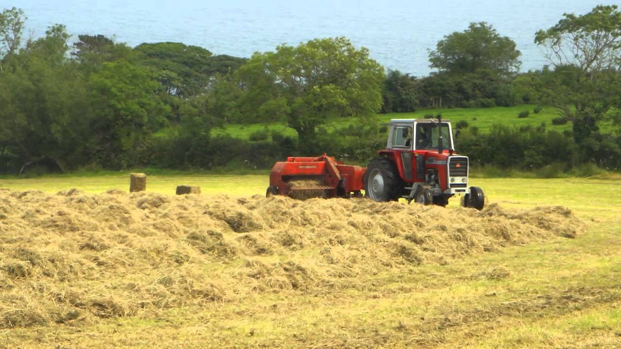 MF 590 and MF 20 Baler