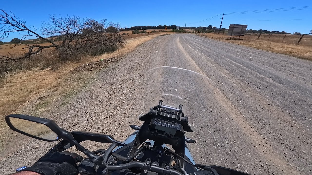 Mernda Backroads Adventure Ride – Dirt & Gravel Trails