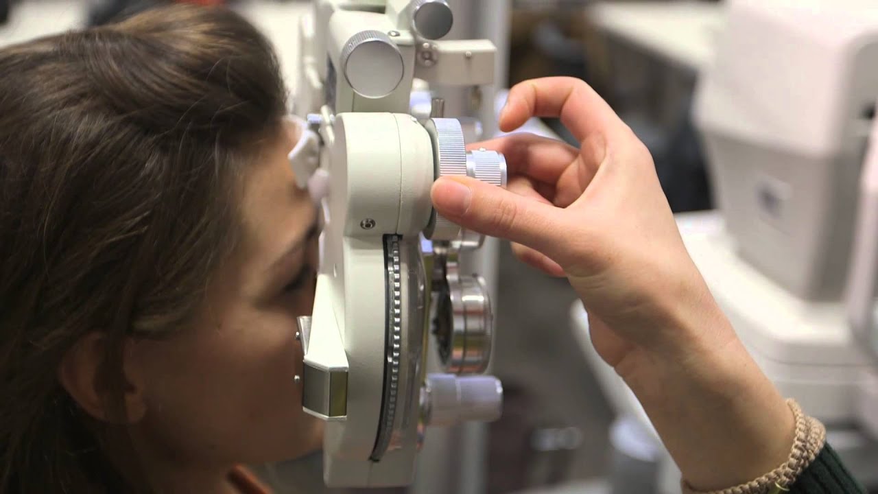 Opticien - optometrist