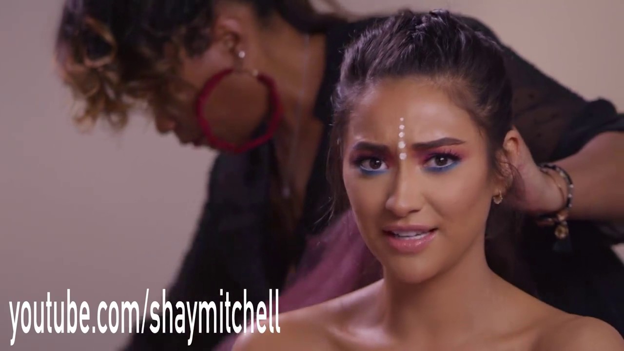 Shay Mitchell   Coachella ready!