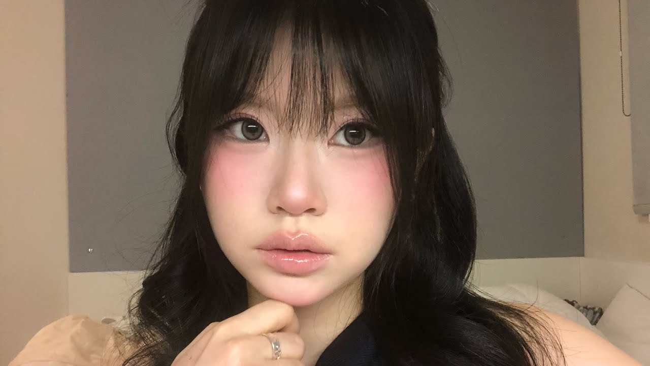 ♡┈중국에서 유행하는 한국 스타일의 복숭아 메이크업(+ 야매 헤어)┈♡ 𐔌՞･·･՞𐦯
