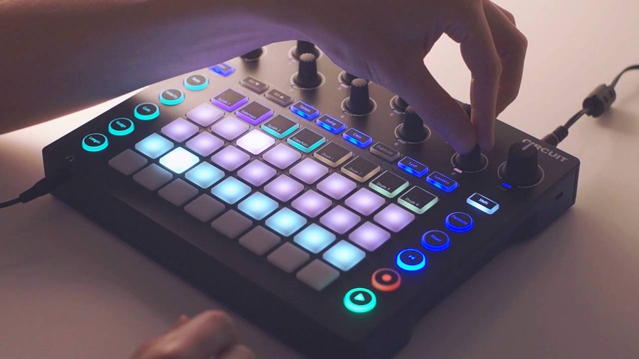 Novation Circuit - Deep House