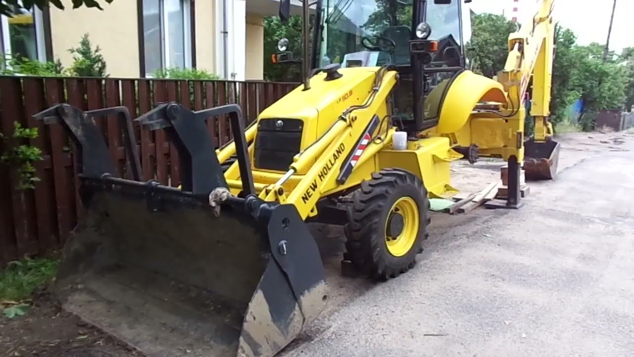 New Holland LB110 Rear Axle Removing And Repair Brakes   Part 1