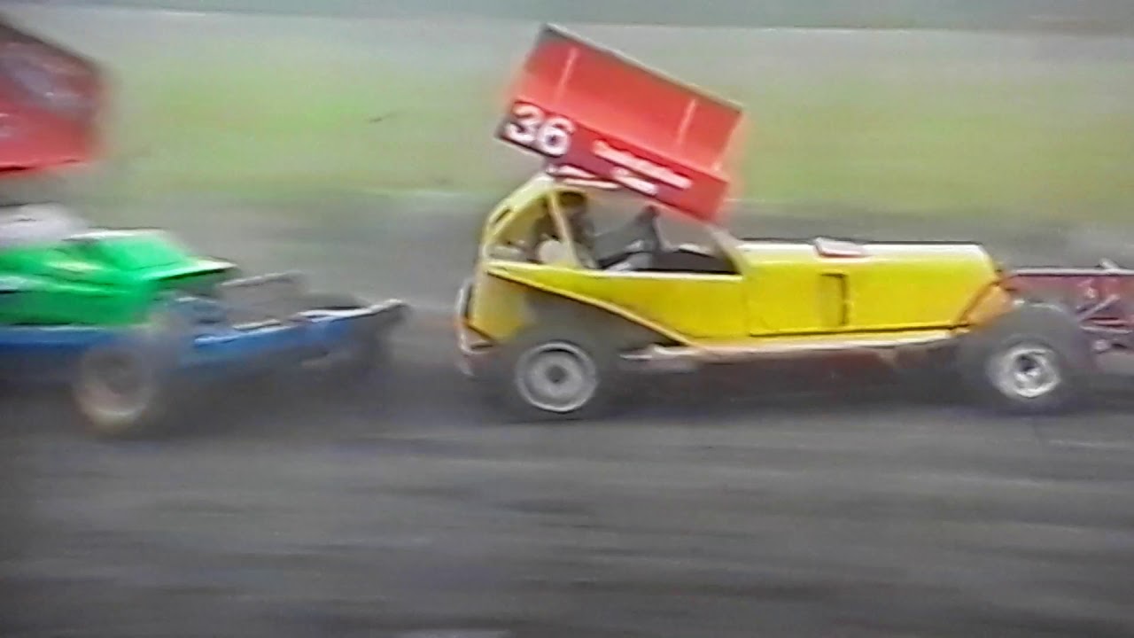 Stockcar F1 Ouwe Bijlsma en Toon Vronik ACON Autocross Sint Maarten 3e manche 5 juli 1998