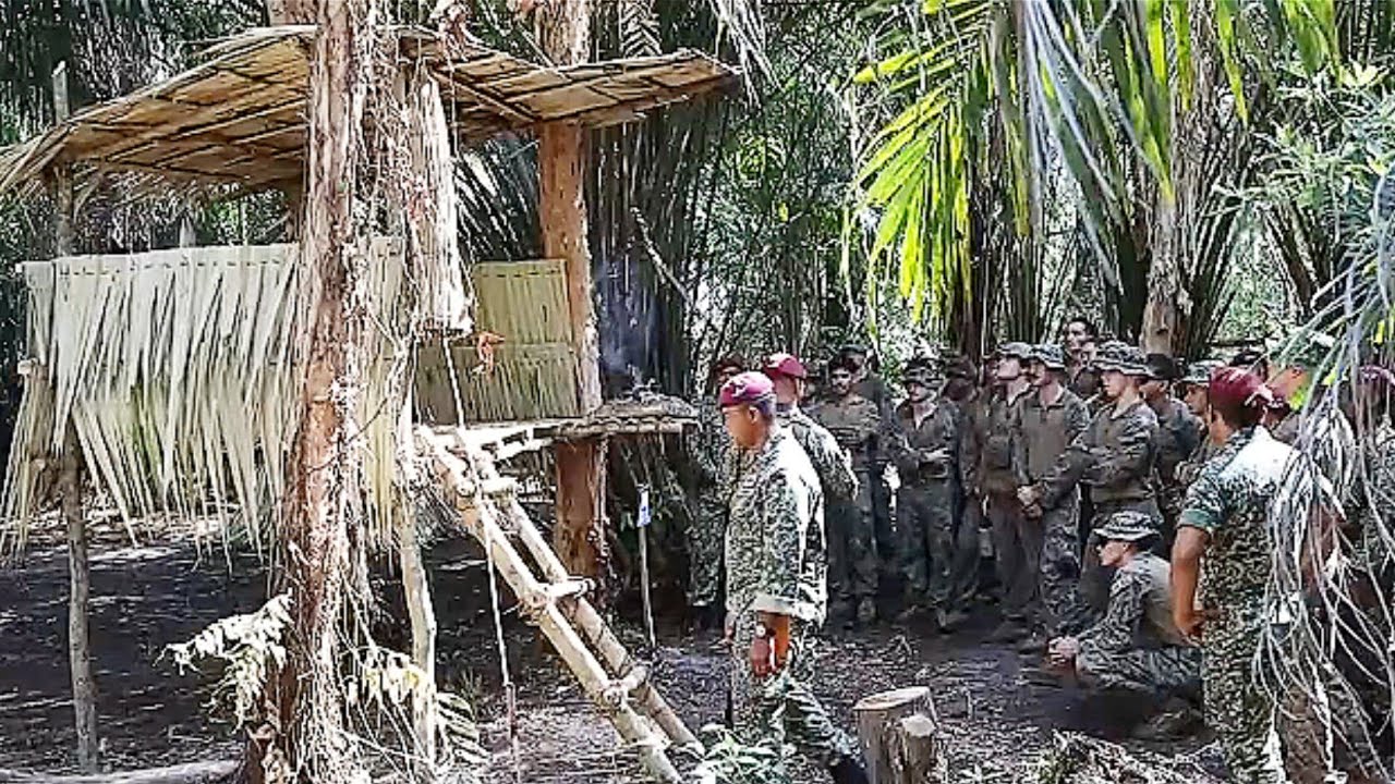 US Marines Join Malaysian soldiers for Jungle Survival Training