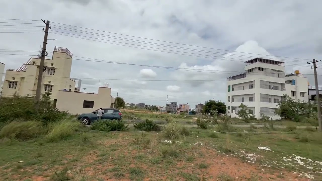 40x60 site Sale mysore dts Rao nagar 1.05 east facing call 9900363084