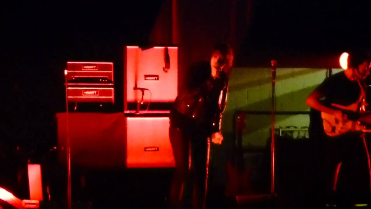 the strokes - i can't win (live madison square garden 4/1/2011)