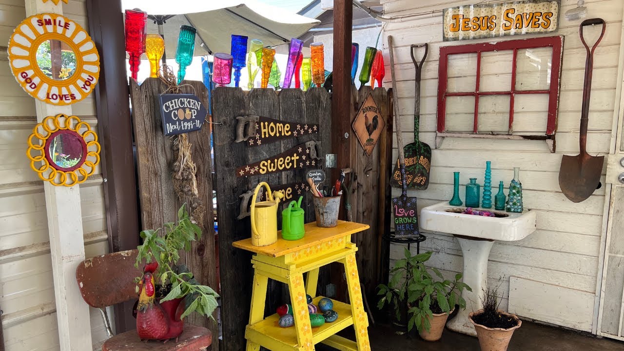 Garden Decor Tour - Antiques, yard sale finds, Thrift Store Treasures!