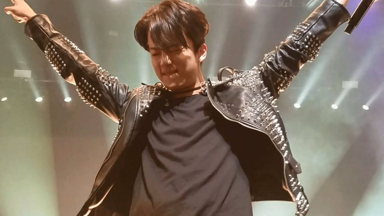 B.A.P MTV European Music Awards (EMA) + No Mercy & Bang x2 Live 비에이피