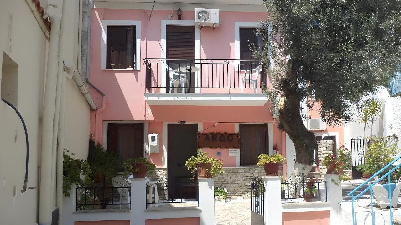 Αrgo Studios | Samos Island, Greece | Hotel Review 🏩