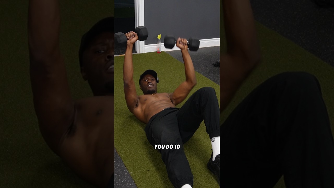 Train your upper body with 2 dumbbells 💪🏿