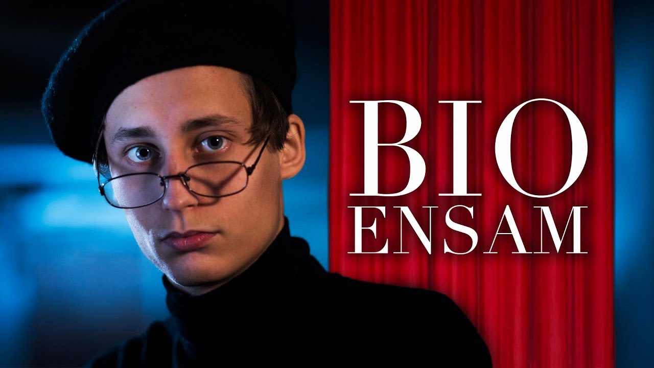 ENSAM PÅ BIO