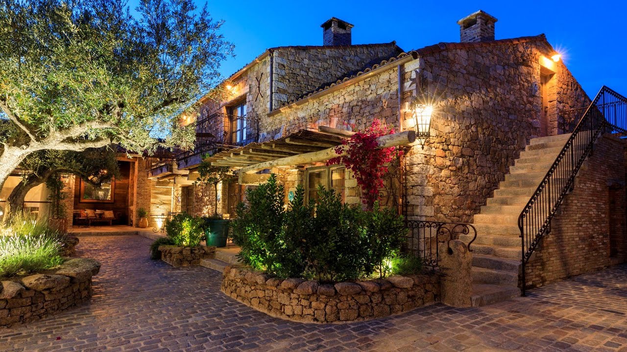 Hotel de la Ferme 5* - Domaine de Murtoli - Corsica