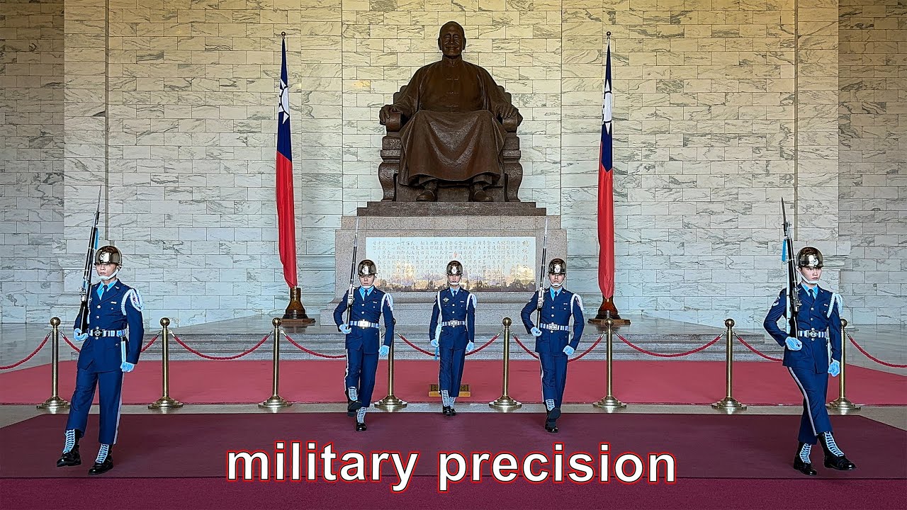 Changing of the guard - Chiang Kai-Shek Memorial Hall, Taipei - Full ceremony