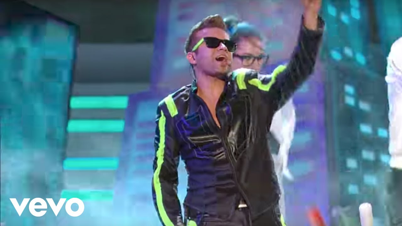 Chino y Nacho - Bebé Bonita (Premios Juventud 2012) ft. Jay Sean