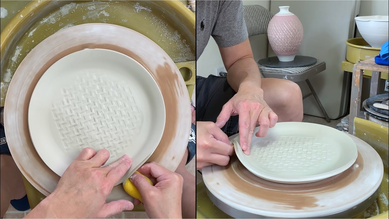 519. Making an Easy/Cheater Roller Texture Plate from a Slab with Hsin-Chuen Lin 林新春 土片拉坯製盤示範