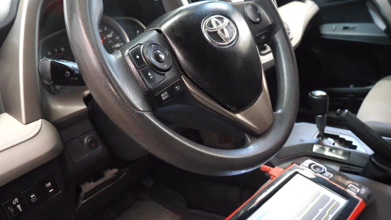 💥Toyota RAV4: Diagnóstico y Reparación de Indicador de Temperatura y Ventiladores
