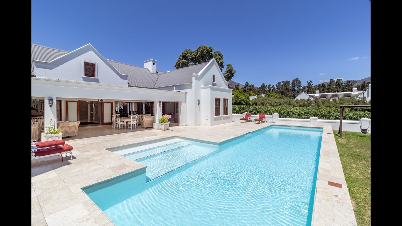 For Sale in Franschhoek, sensational Estate Home on La Ferme Chantelle.