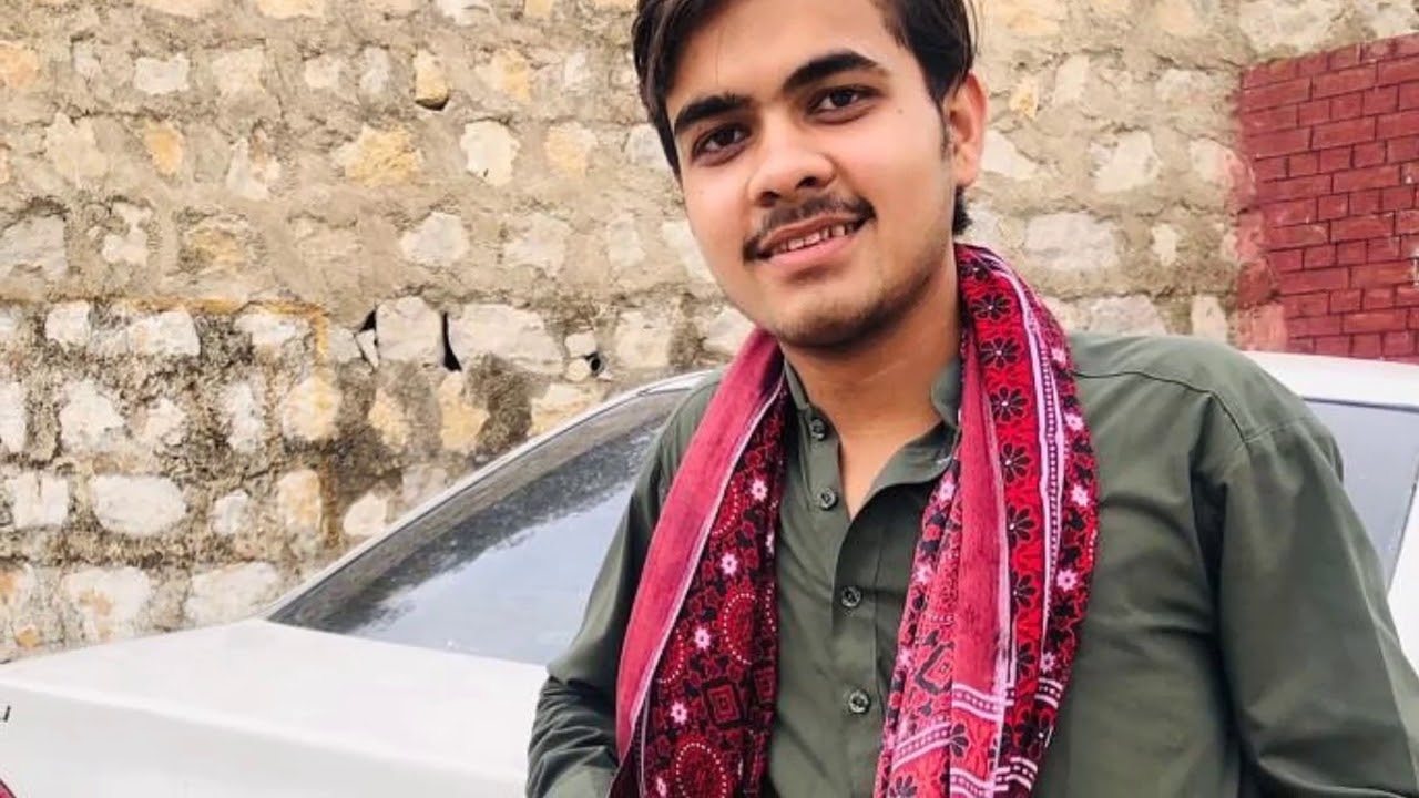 LaL kandhio ,,,,,,,,,