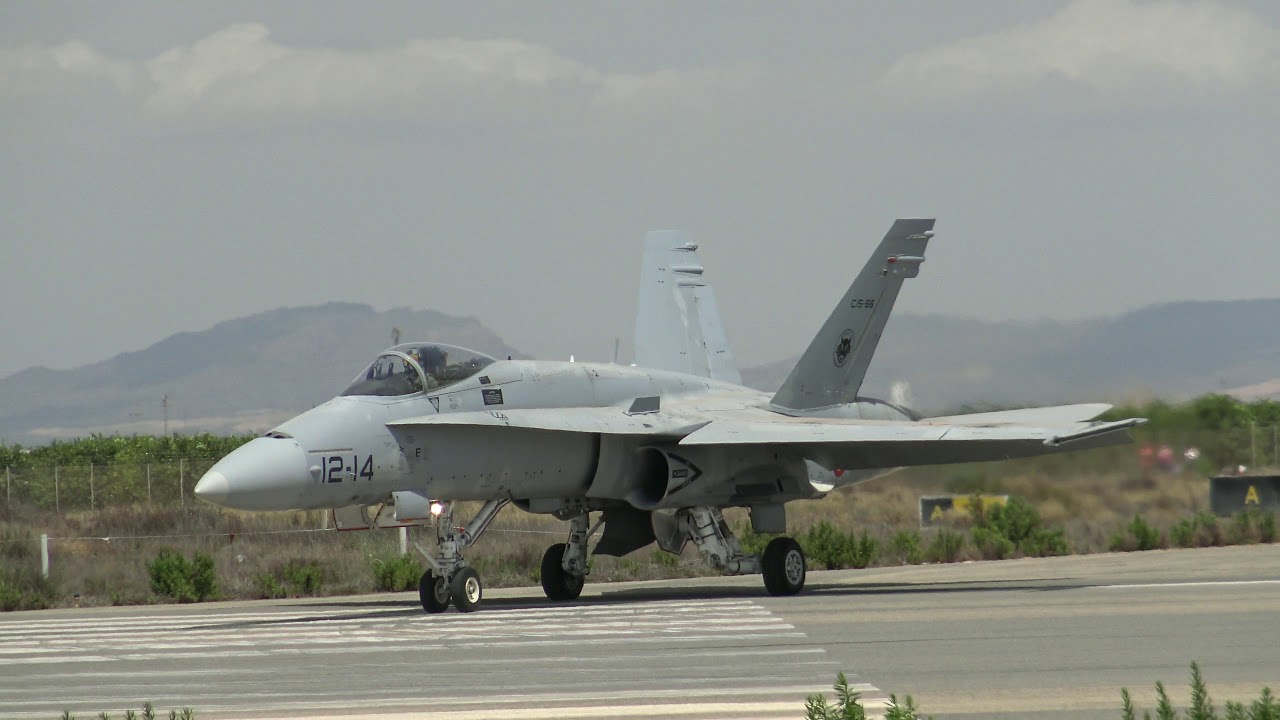 EF18 HORNET .Aniversario Academia General del Aire.