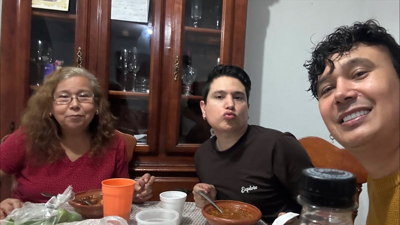 Comiendo menudo con mi Yerno Aldo Muñiz