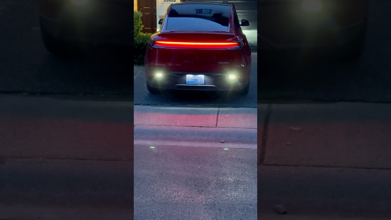 Tesla Model Y Juniper 2026 | Rear LED Lights and Reverse Noise